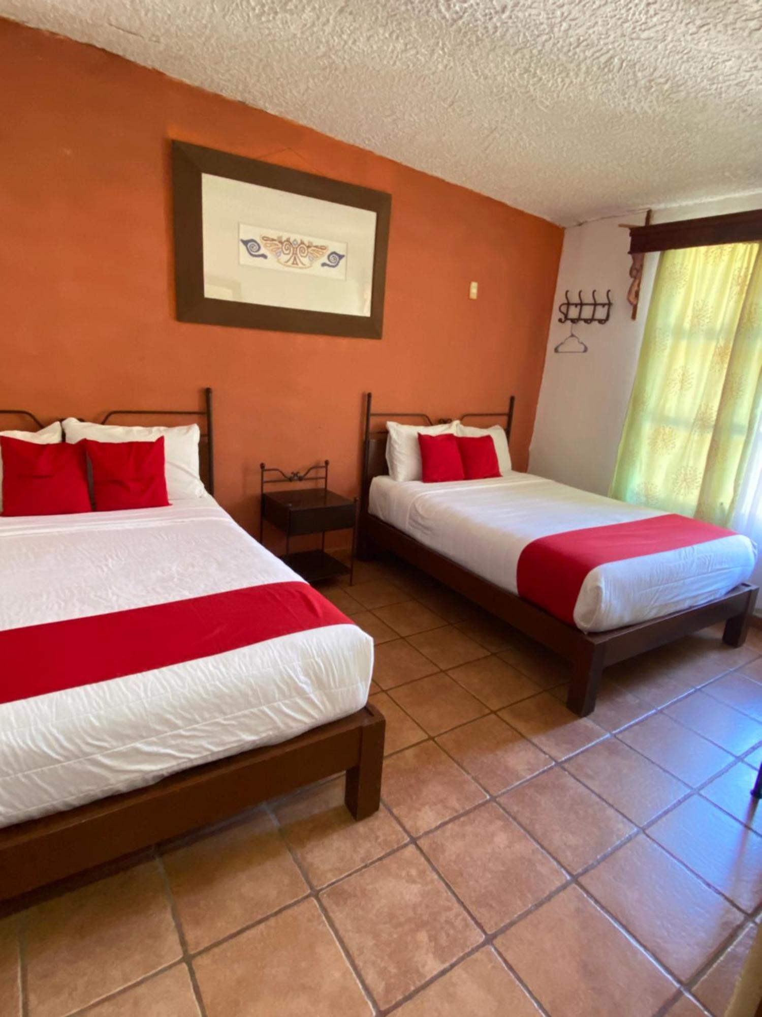 Hotel De Cervantes San Sebastián del Oeste Стая снимка
